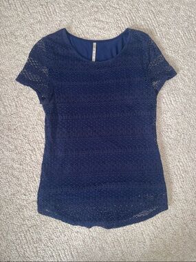Leo & Nicole Navy Lace Overlay Short Sleeve Top